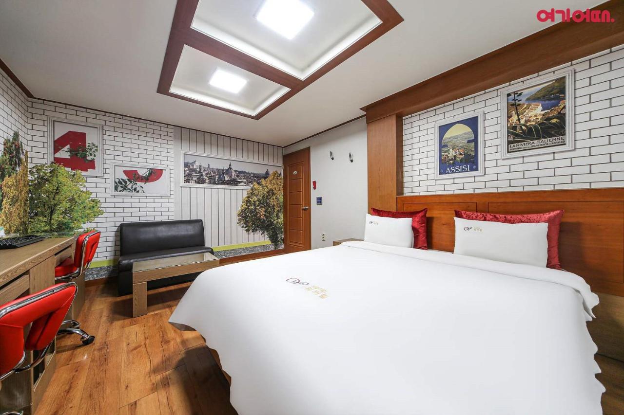 World Hotel تشنتشون المظهر الخارجي الصورة